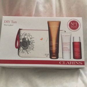 ❌SOLD❌Clarins self tanning pack